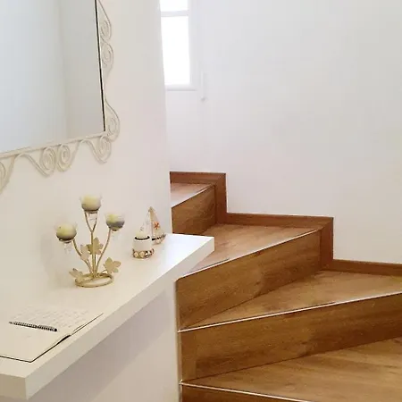 Design&charme A - Eleganza Tra Mare E Centro بيت للعطل