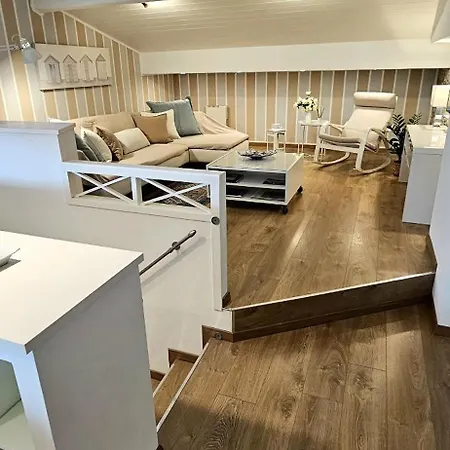Design&charme A - Eleganza Tra Mare E Centro بيت للعطل
